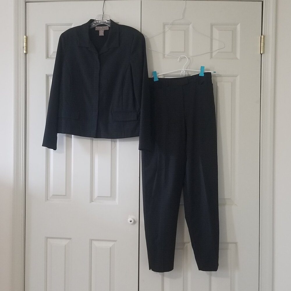 2-Piece Pant Suit